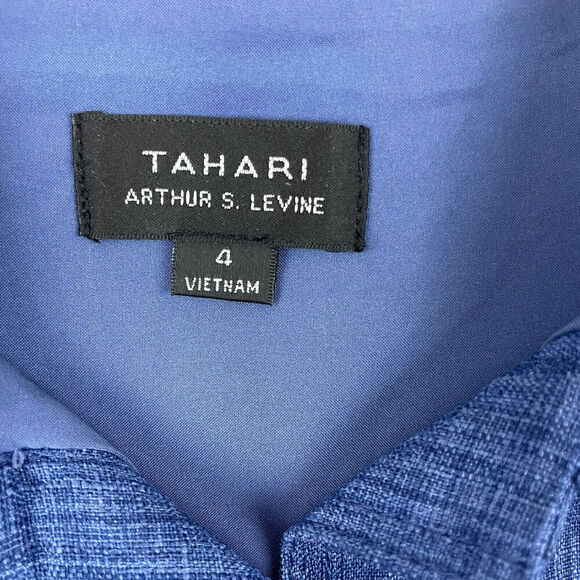 Tahari Arthur S. Levine A Blue Denim Look Turn-Lock Button Shift Dress Size 4 - Picture 4 of 6